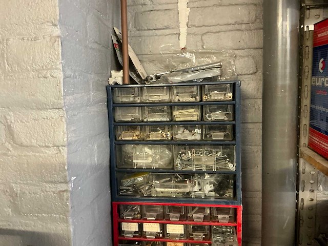 Overige werkplaatsinventaris - afbeelding 25 van  29