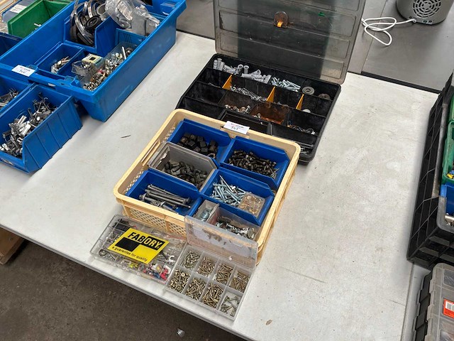 Overige werkplaatsinventaris - afbeelding 1 van  4
