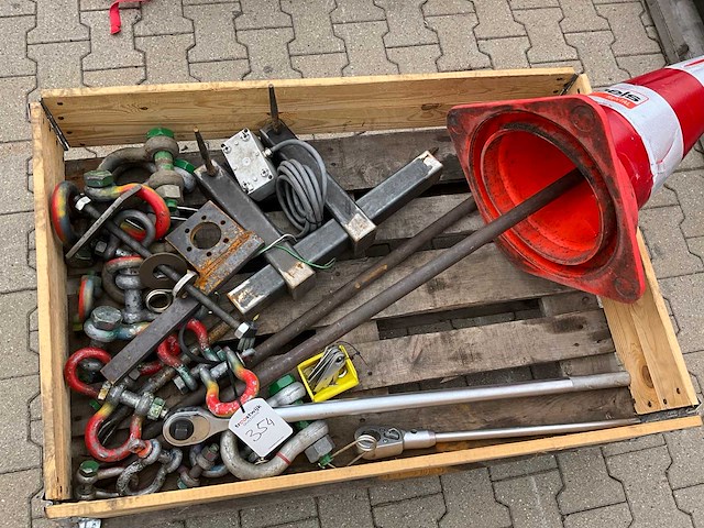 Overige werkplaatsinventaris - afbeelding 1 van  8