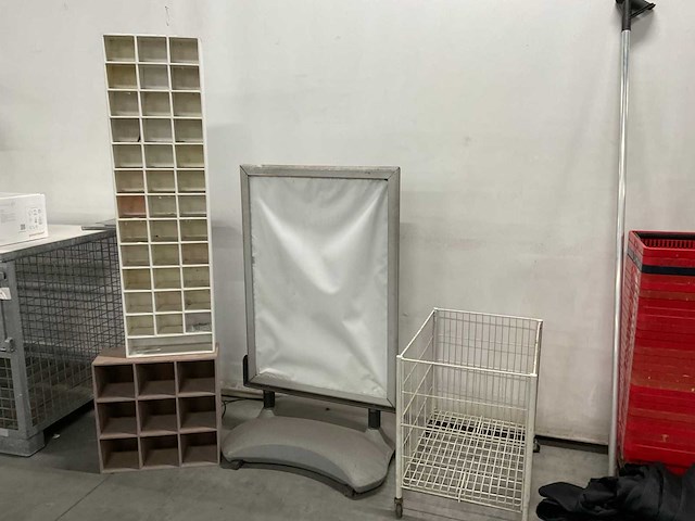 Overige winkel inventaris - afbeelding 2 van  8