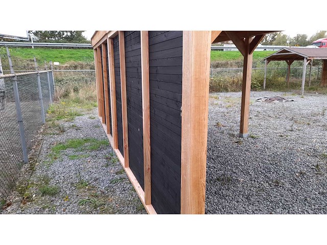 Overkapping met achterwand 500x300 cm - afbeelding 3 van  9