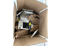 Overstock telefoon hoesjes - afbeelding 1 van  2