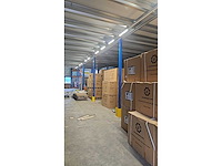 Overtollige voorraad gereedschappen en machines