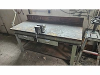 Overtoom - overtoom werkbank met bankschroef (0,8x2x0,9 )lbh