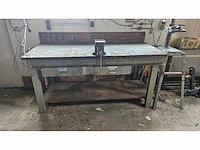 Overtoom - overtoom werkbank met bankschroef (0,8x2x0,9 )lbh - afbeelding 3 van  5