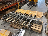 Overtoom draagarmstelling