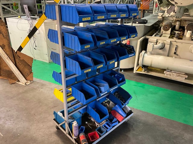 Overtoom gereedschapskar - afbeelding 9 van  14