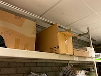 Overtoom magazijnstelling met inhoud - afbeelding 21 van  43