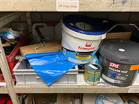 Overtoom magazijnstelling met inhoud - afbeelding 32 van  43