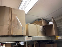 Overtoom magazijnstelling met inhoud - afbeelding 2 van  5