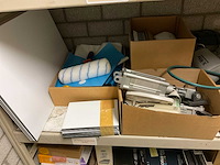 Overtoom magazijnstelling met inhoud - afbeelding 3 van  5
