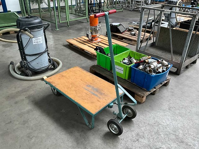 Overtoom magazijnwagen / plateauwagen - afbeelding 1 van  5