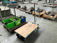 Overtoom magazijnwagen / plateauwagen - afbeelding 2 van  5