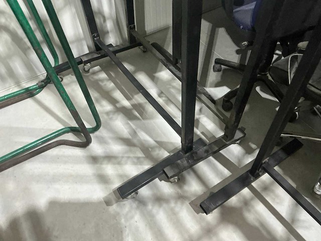 Overtoom mobiele kapstok (4x) - afbeelding 2 van  2