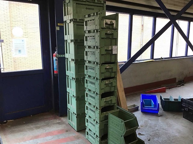 Overtoom partij magazijnvoorraadbakken - afbeelding 1 van  2