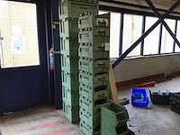 Overtoom partij magazijnvoorraadbakken - afbeelding 1 van  2