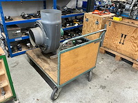 Overtoom plateauwagen - afbeelding 1 van  3