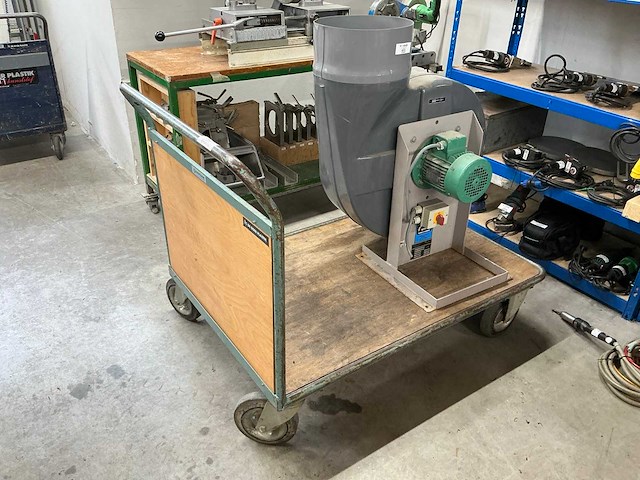 Overtoom plateauwagen - afbeelding 3 van  3