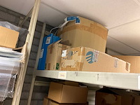 Overtoom, tesa magazijnstelling met inhoud - afbeelding 21 van  41