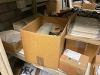 Overtoom, tesa magazijnstelling met inhoud - afbeelding 25 van  41