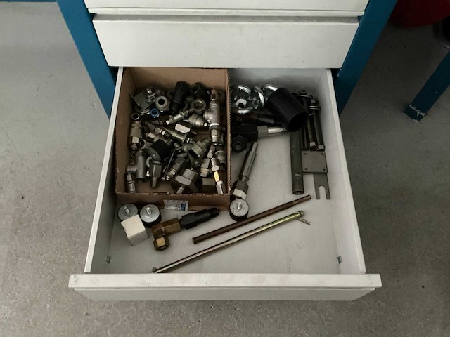 Overtoom werkbank met ladenkast - afbeelding 5 van  6