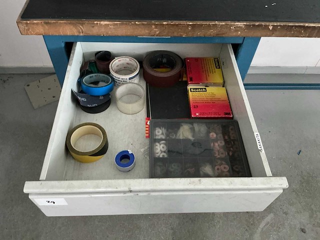 Overtoom werkbank met ladenkast - afbeelding 5 van  9