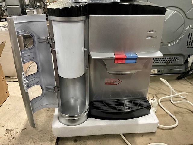 Oviato wdm6 warm/koud waterdispenser - afbeelding 2 van  4