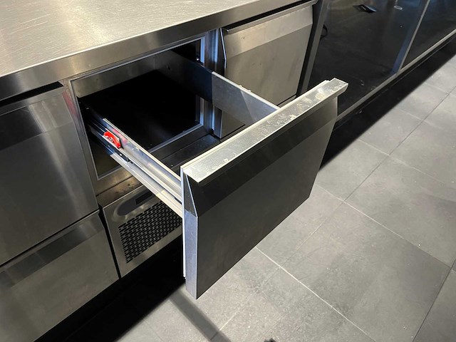 Ovri, novameta - horeca werkeiland met 2x koelwerkbank - afbeelding 12 van  16