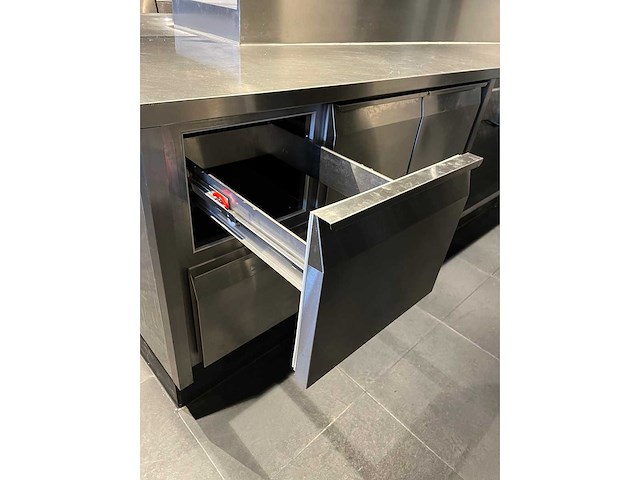 Ovri, novameta - horeca werkeiland met 2x koelwerkbank - afbeelding 13 van  16