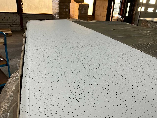 Owa acoustic premium systeemplafond plaat (720x) - afbeelding 1 van  4