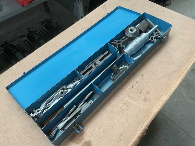Owatonna tool co. puller kit mechanical - afbeelding 1 van  2