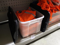 Oxxa werkbroeken fluo oranje acht stuks in bak - afbeelding 2 van  2