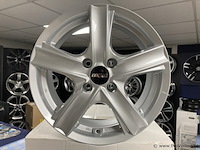 Oxxo aluminium velgenset - 4x100 6j et45 - afbeelding 1 van  1