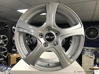 Oxxo narvi aluminium velgenset - 5x114.3 7j et50