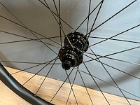 P1 race technologies singularis m30 carbon wielset - afbeelding 3 van  6