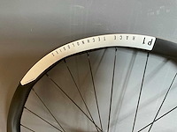 P1 race technologies singularis m30 carbon wielset - afbeelding 4 van  6