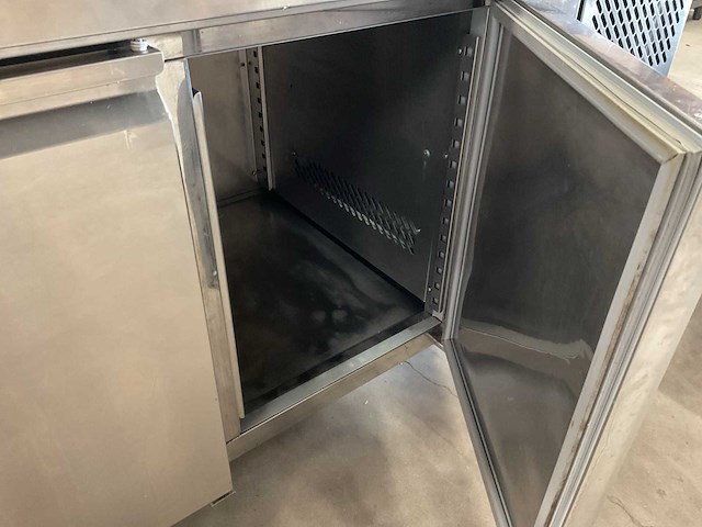 Pa3100tn 3-deurs koelwerkbank - afbeelding 3 van  4