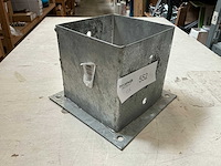 Paalhouder met plaat (145x145x150mm) (11x) - afbeelding 1 van  4