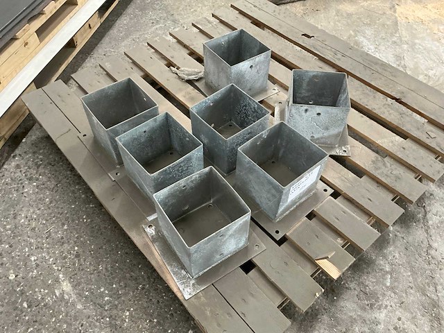 Paalhouder spits 15x15 cm (7x) - afbeelding 2 van  6