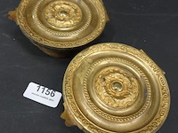 Paar antieke roosterdeksels met vergulding - afbeelding 2 van  5