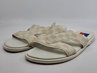Paar badslippers, maat 8 1/2, louis vuitton, wit - afbeelding 1 van  9