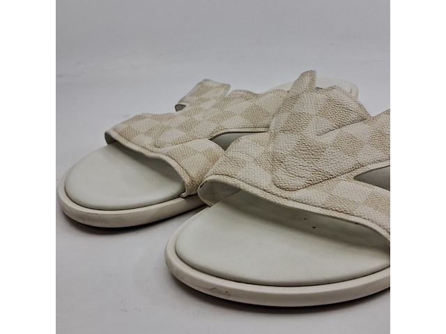 Paar badslippers, maat 8 1/2, louis vuitton, wit - afbeelding 3 van  9