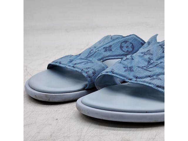 Paar badslippers, maat 9, louis vuitton - afbeelding 6 van  8