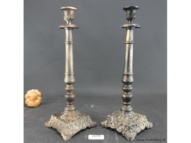 Paar brons/messing kandelaren - afbeelding 1 van  5