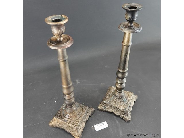 Paar brons/messing kandelaren - afbeelding 3 van  5