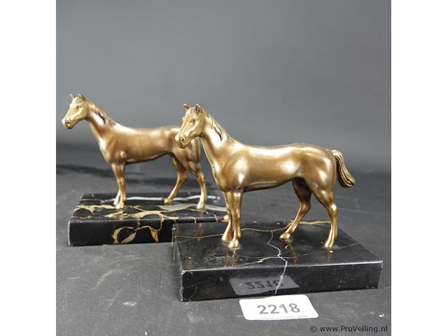 Paar bronzen paarden - afbeelding 2 van  5