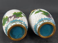 Paar chinese cloisonné vazen - afbeelding 5 van  5