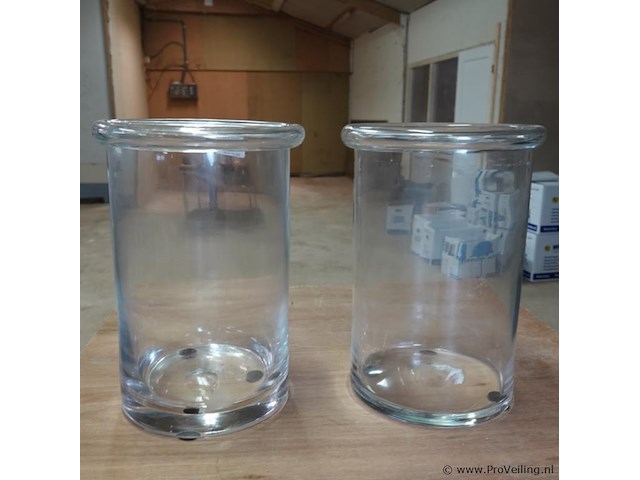 Paar dikglazen cilindervazen - afbeelding 1 van  5