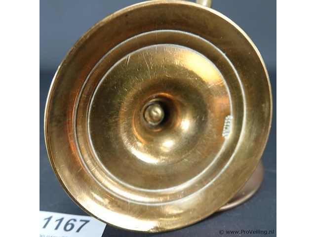 Paar gedraaid koper/messing kandelaren - afbeelding 5 van  5