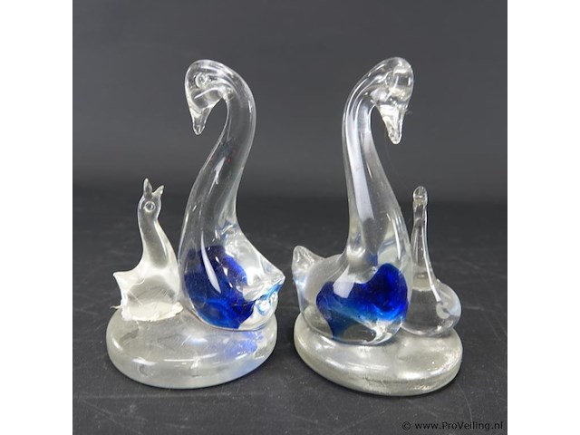 Paar glazen zwanen - afbeelding 4 van  5